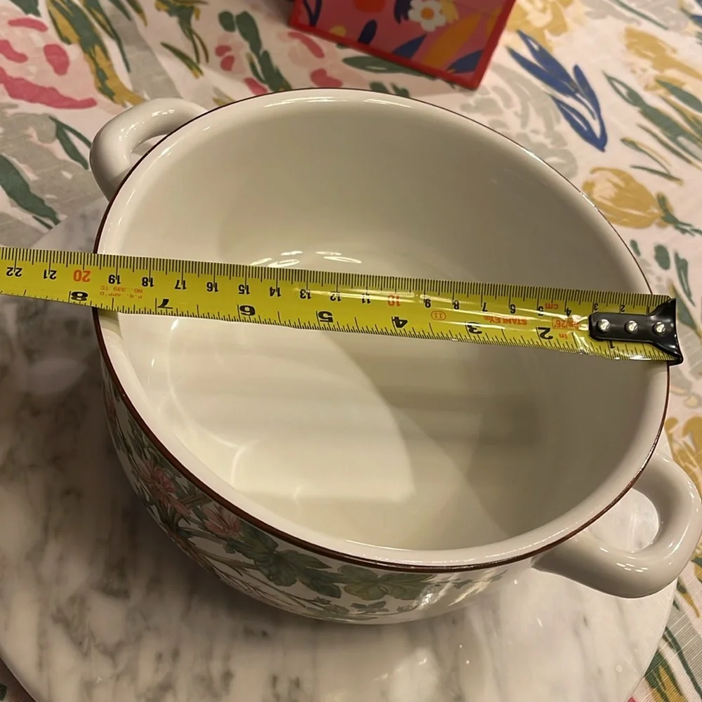 Villeroy & Boch Botanica Round Covered Vegetable Tureen (Casserole Dish).
